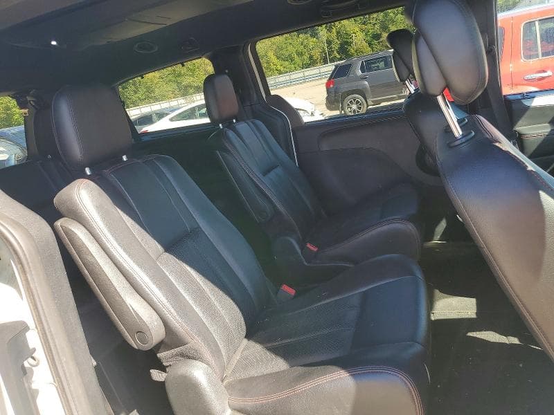 2017 DODGE GRAND CARAVAN GT 11