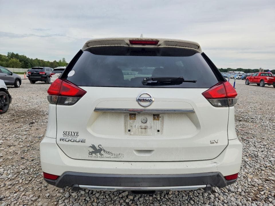 2017 NISSAN ROGUE SV 6