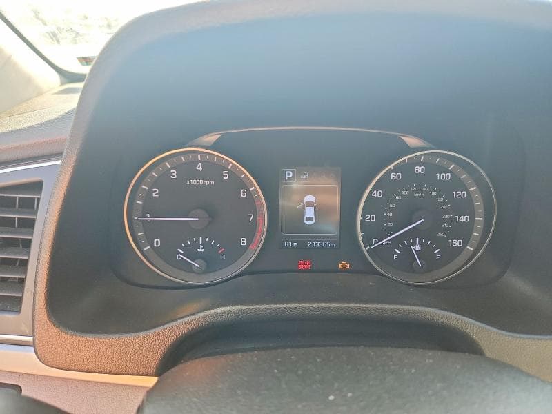 2018 HYUNDAI ELANTRA SEL 9