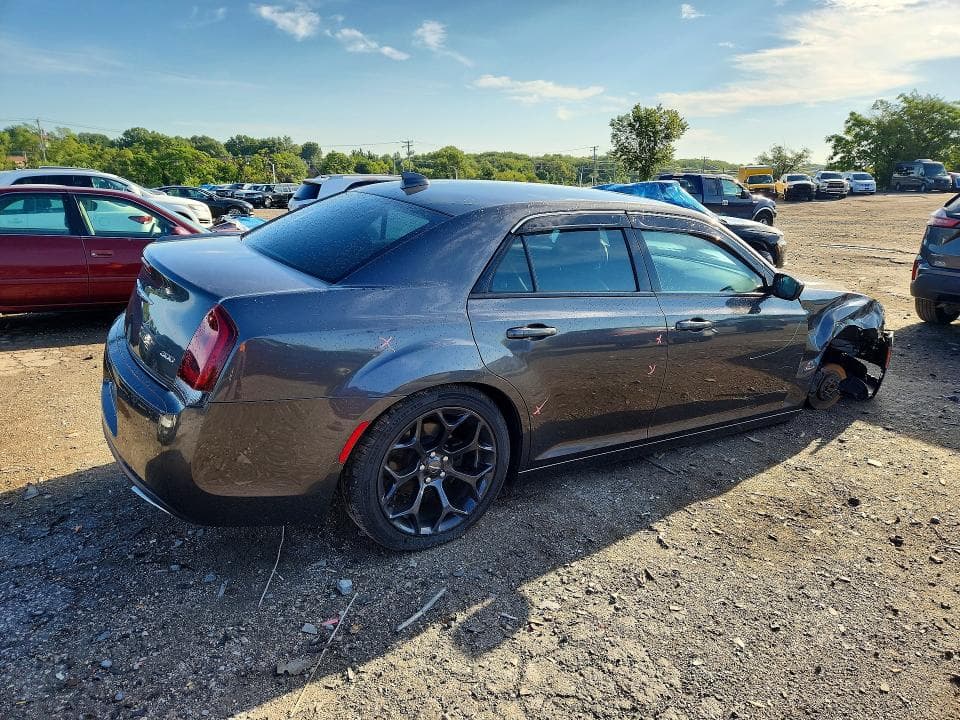 2019 CHRYSLER 300 TOURING 3