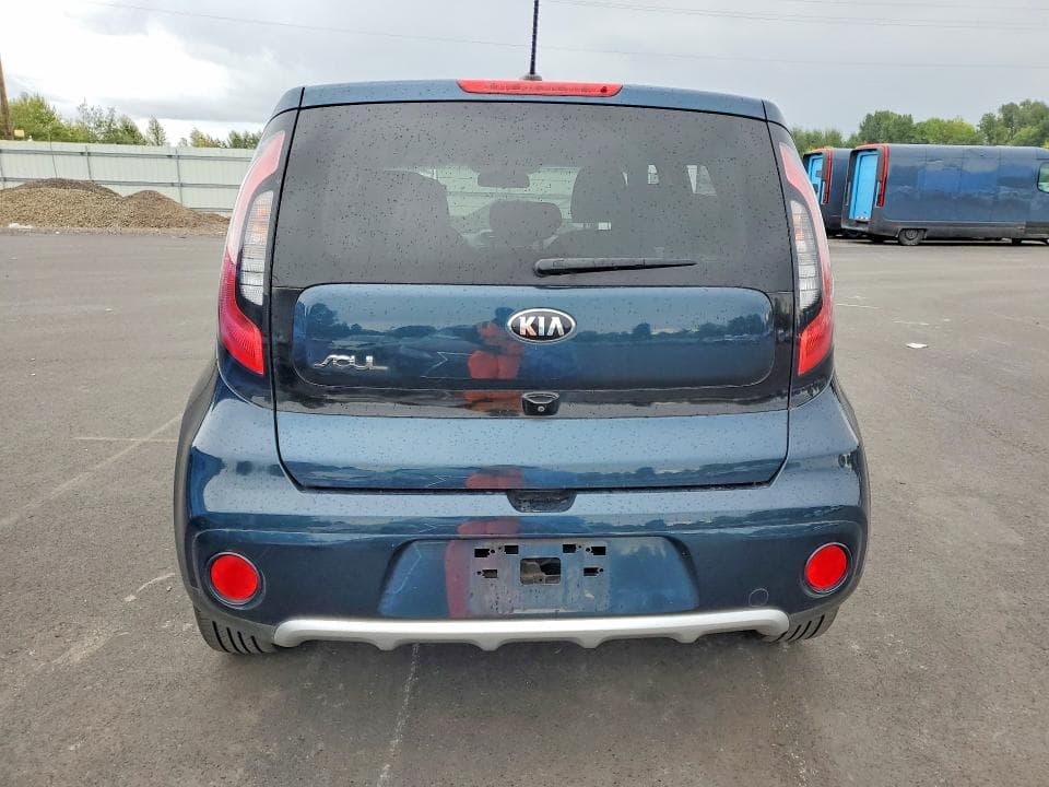 2018 KIA SOUL + 6