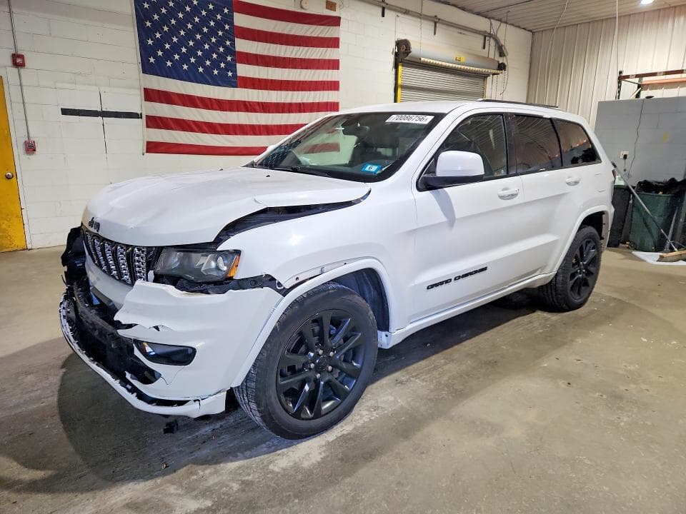 2017 JEEP GRAND CHEROKEE LAREDO - 1