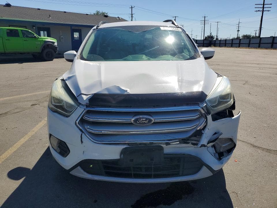 2017 FORD ESCAPE SE 5