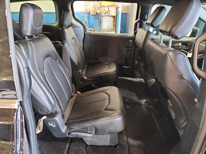 2026 CHRYSLER PACIFICA SELECT 11