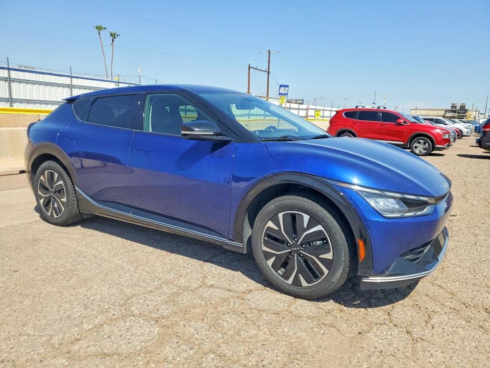 2023 KIA EV6 WIND 4
