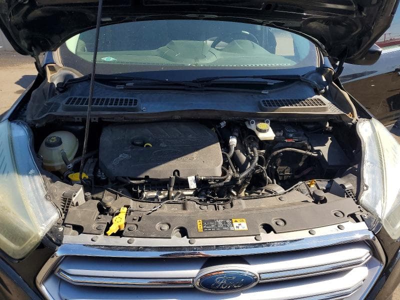 2017 FORD ESCAPE SE 12