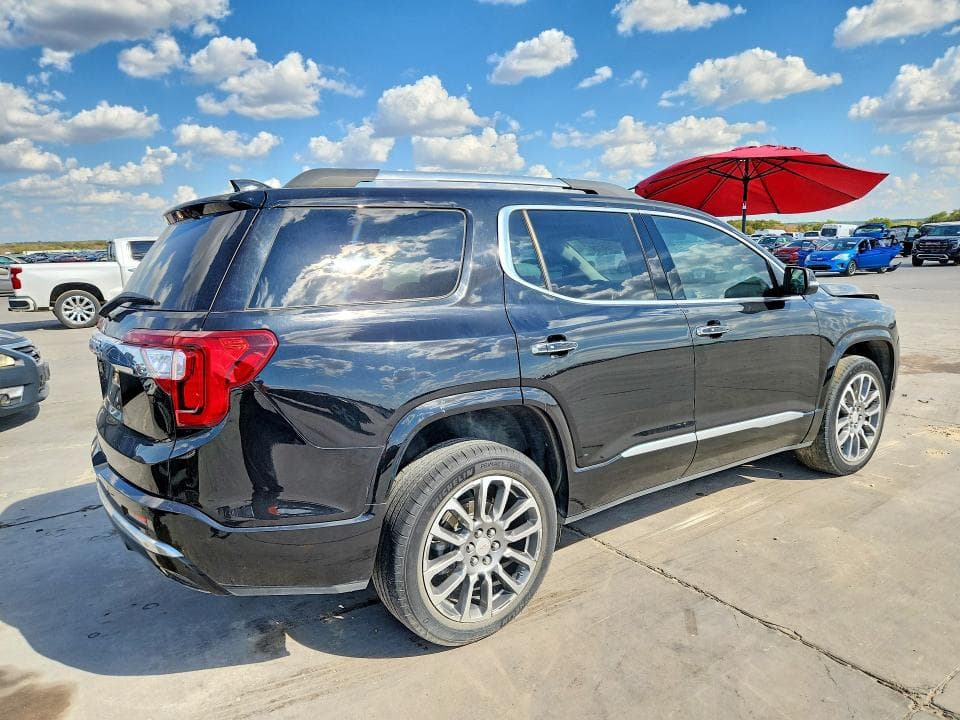 2022 GMC ACADIA DENALI 3