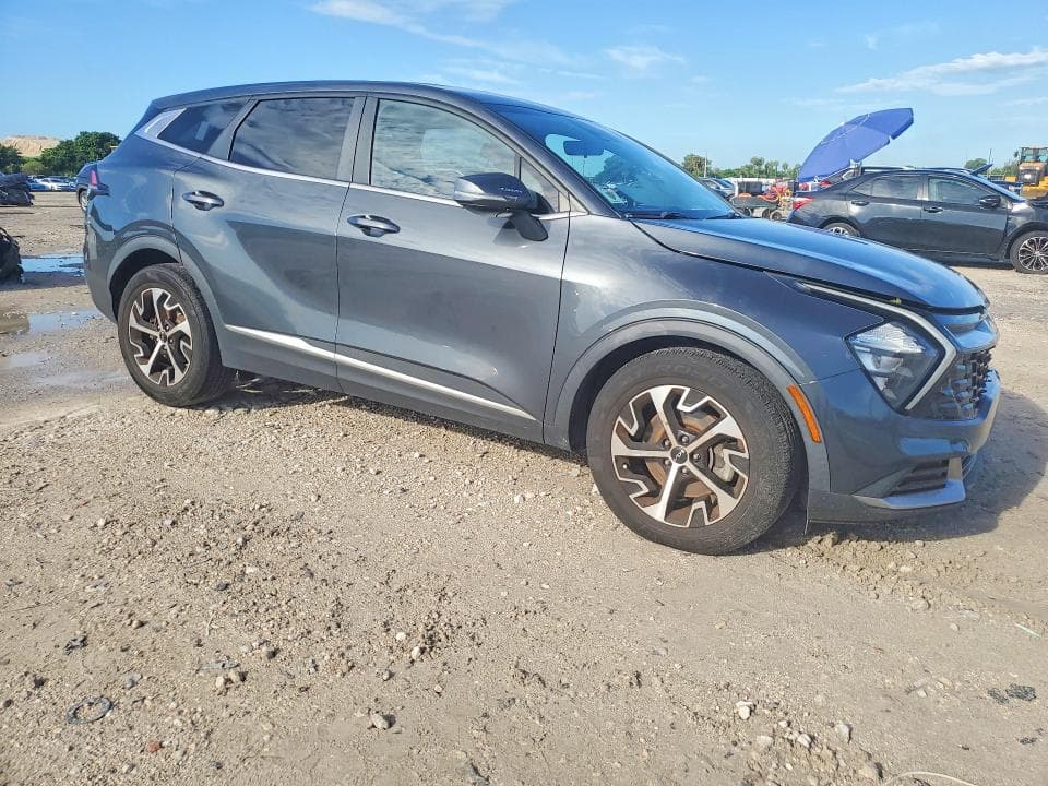 2023 KIA SPORTAGE EX 4