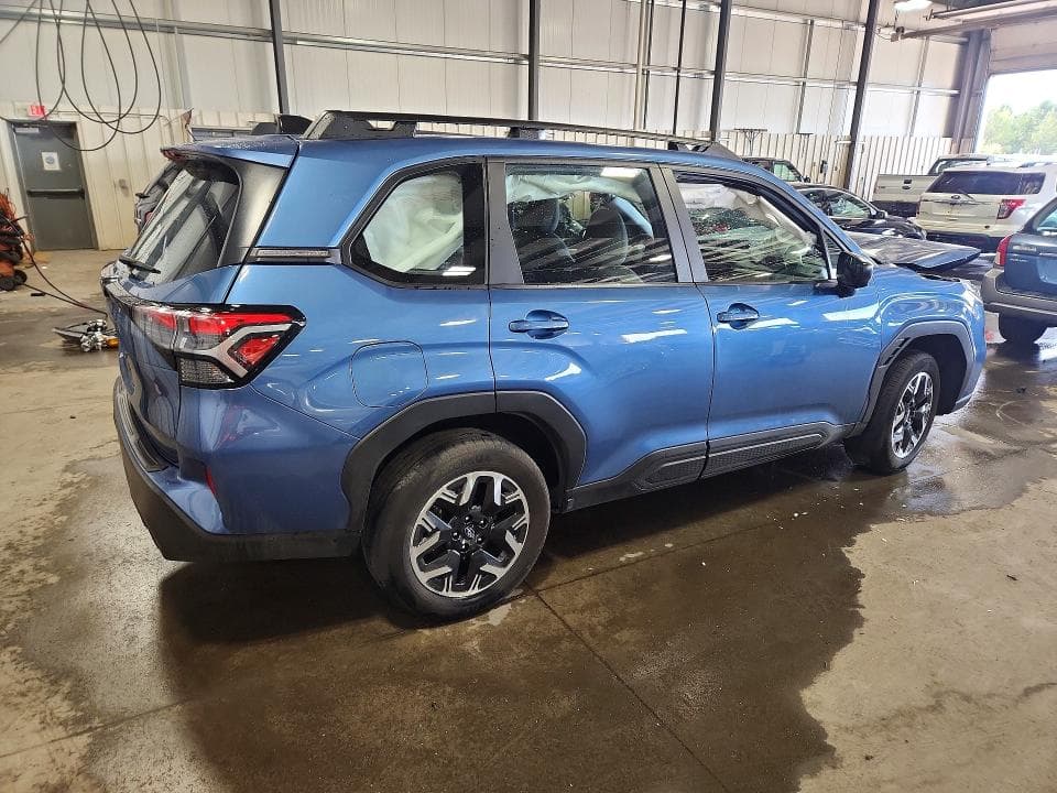 2025 SUBARU FORESTER 3
