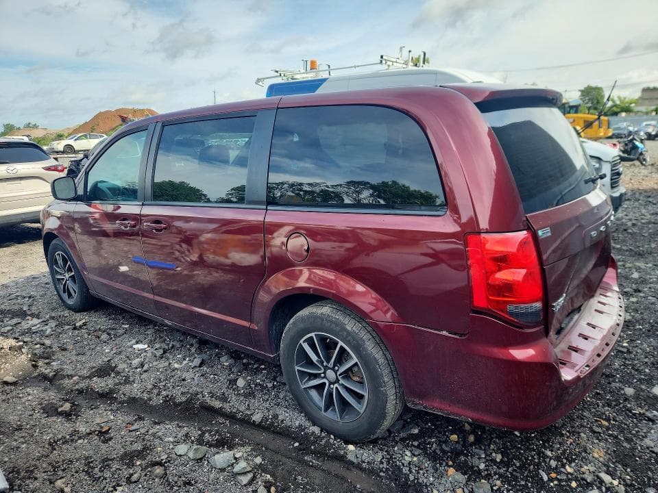 2018 DODGE GRAND CARAVAN SE 2