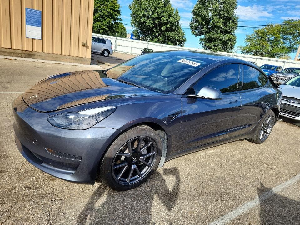 2023 TESLA MODEL 3 - 1