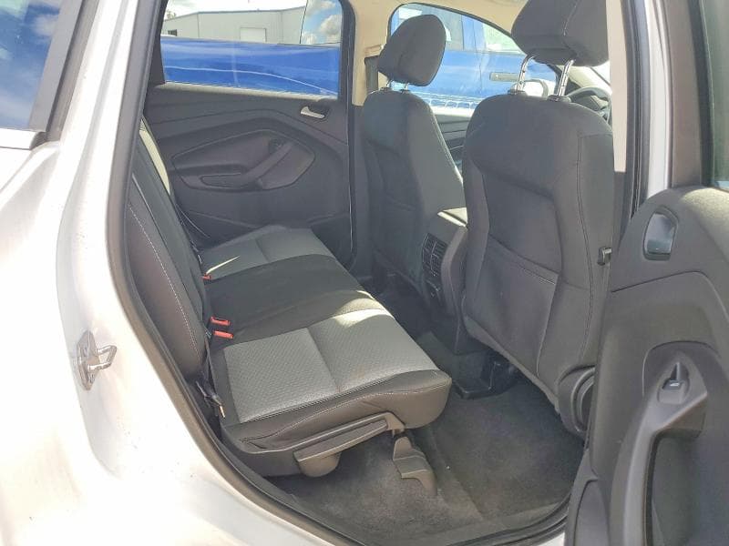 2017 FORD ESCAPE SE 11
