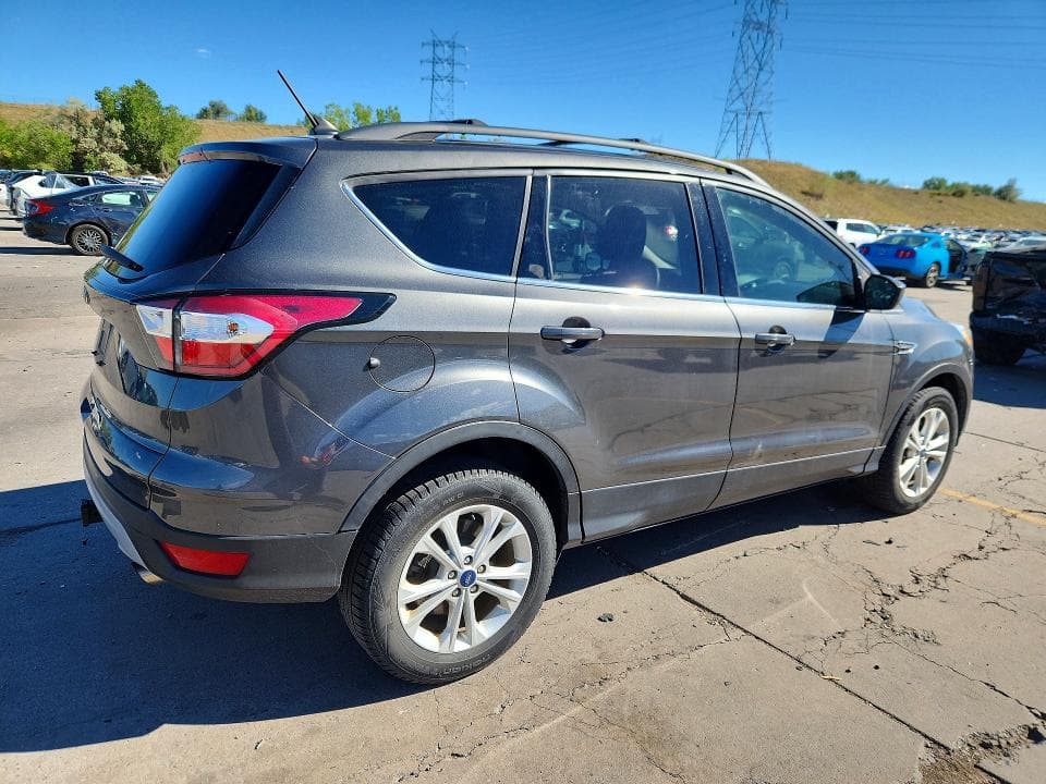 2018 FORD ESCAPE SEL 3