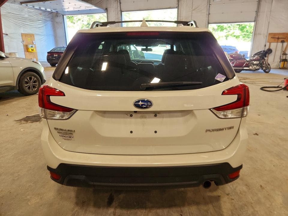 2022 SUBARU FORESTER LIMITED 6