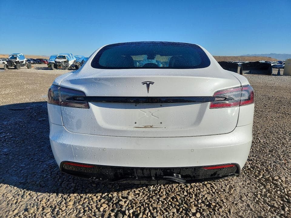 2021 TESLA MODEL S 6