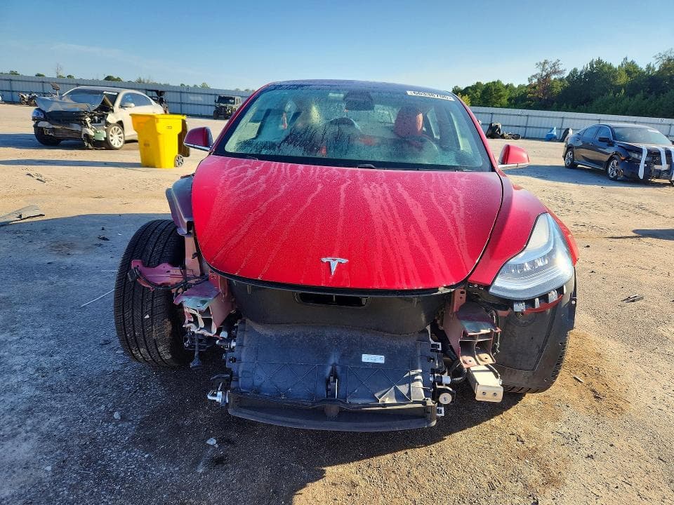 2018 TESLA MODEL 3 5