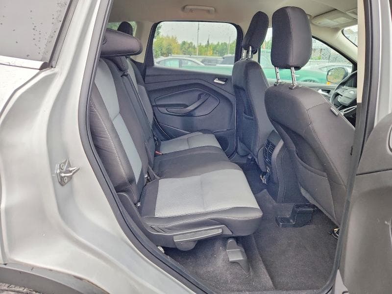 2019 FORD ESCAPE SE 11