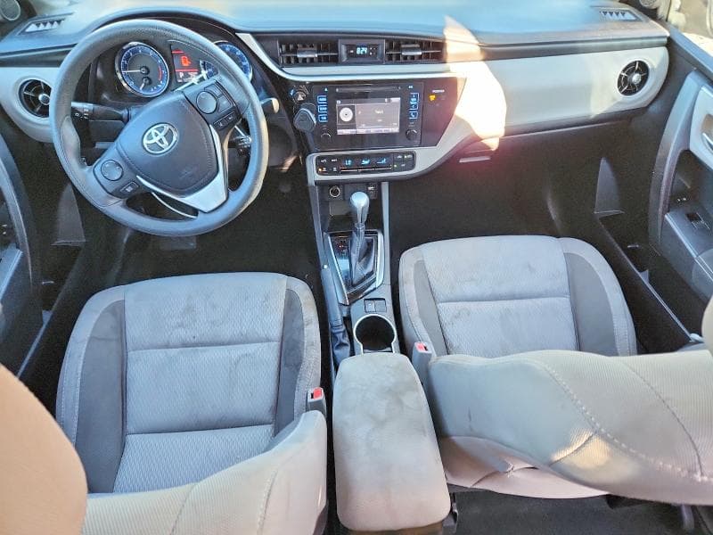 2017 TOYOTA COROLLA LE 8