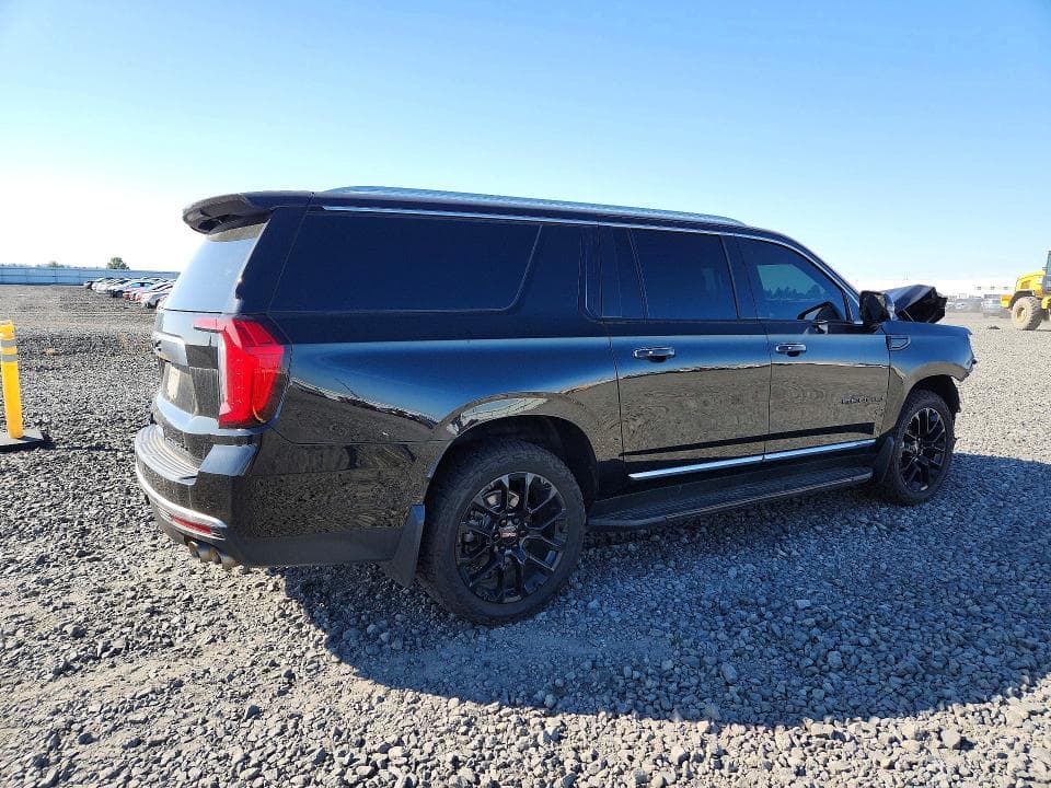 2022 GMC YUKON XL DENALI 3