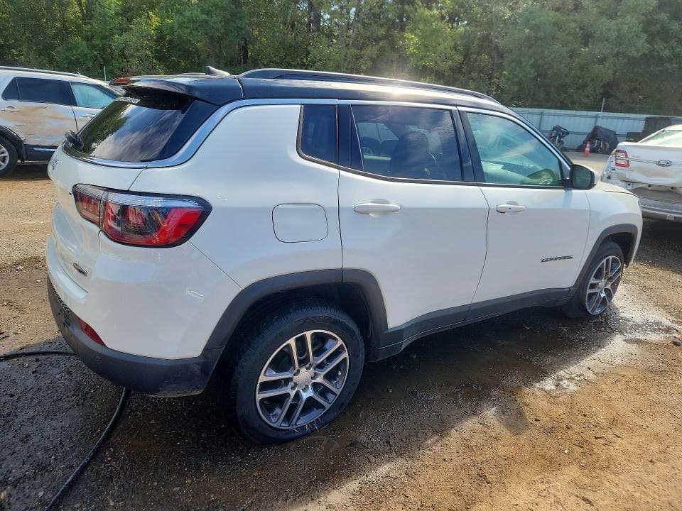 2018 JEEP COMPASS LATITUDE 3
