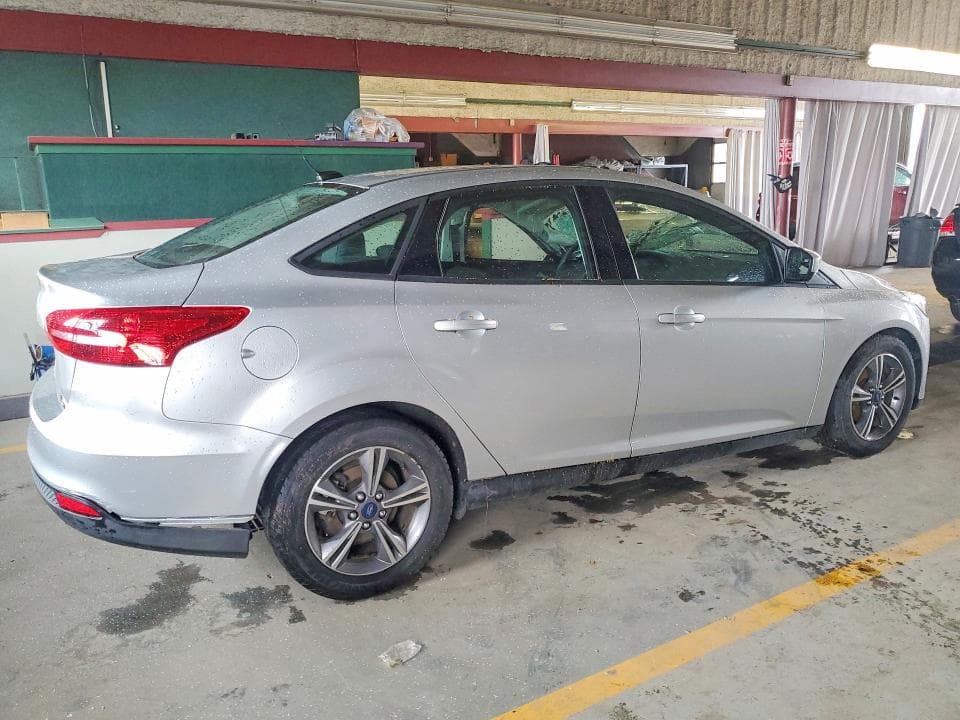 2018 FORD FOCUS SE 3