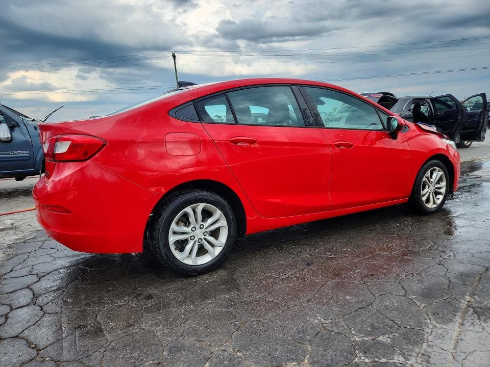 2019 CHEVROLET CRUZE LS 3