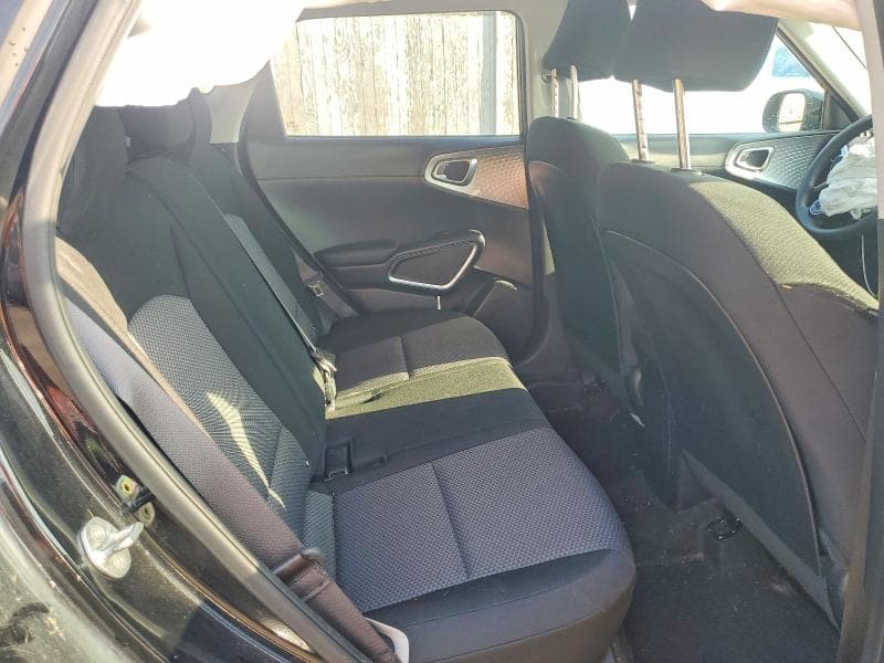 2021 KIA SOUL LX 11