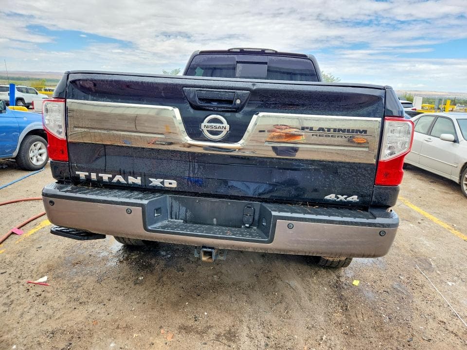 2017 NISSAN TITAN XD PLATINUM RESERVE 6