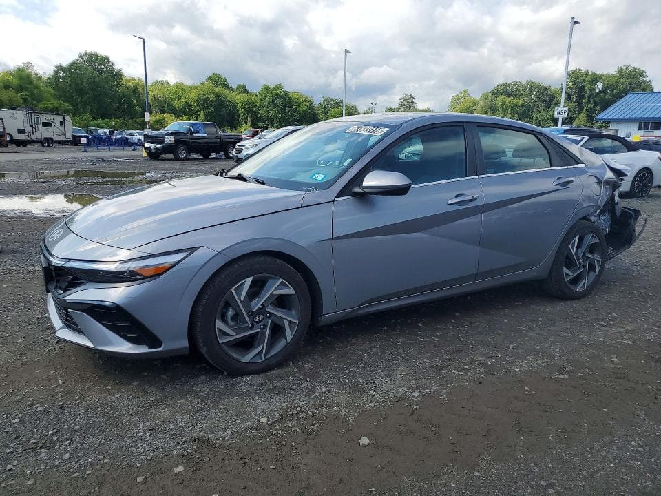 2025 HYUNDAI ELANTRA SEL - 1