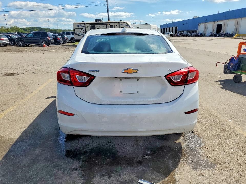 2018 CHEVROLET CRUZE LT 6