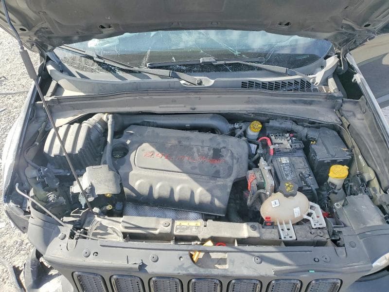 2018 JEEP RENEGADE LATITUDE 12