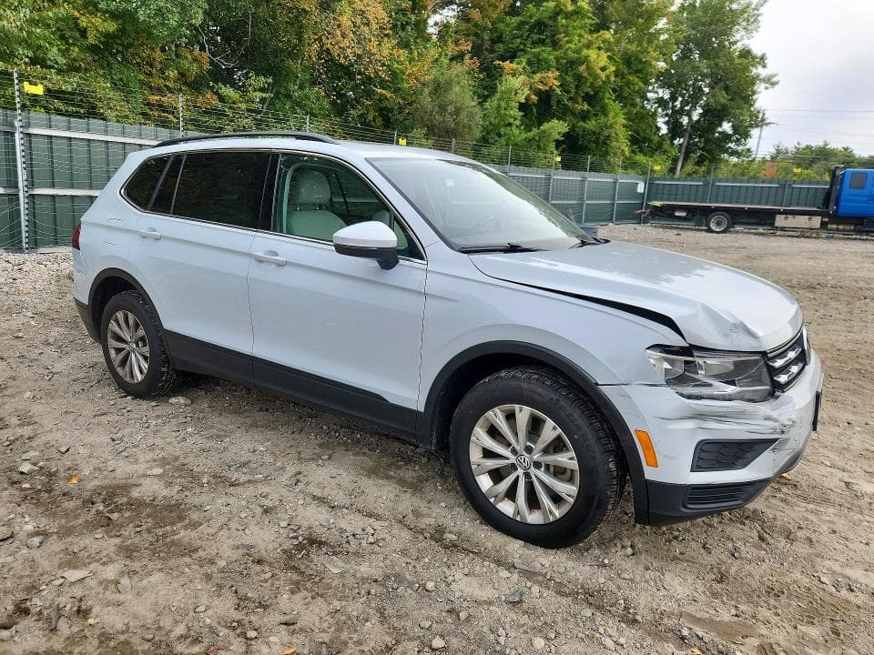 2019 VOLKSWAGEN TIGUAN SE 4