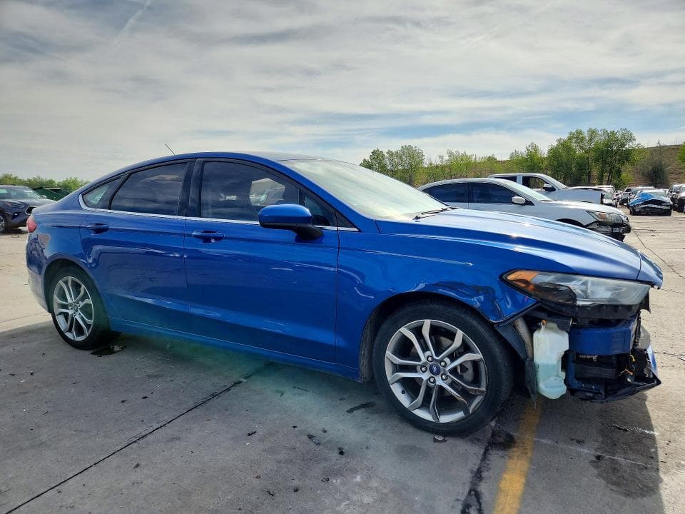 2017 FORD FUSION SE 4