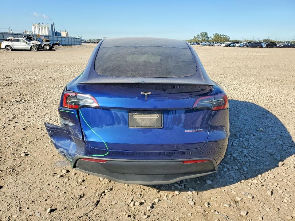 2023 TESLA MODEL Y 6