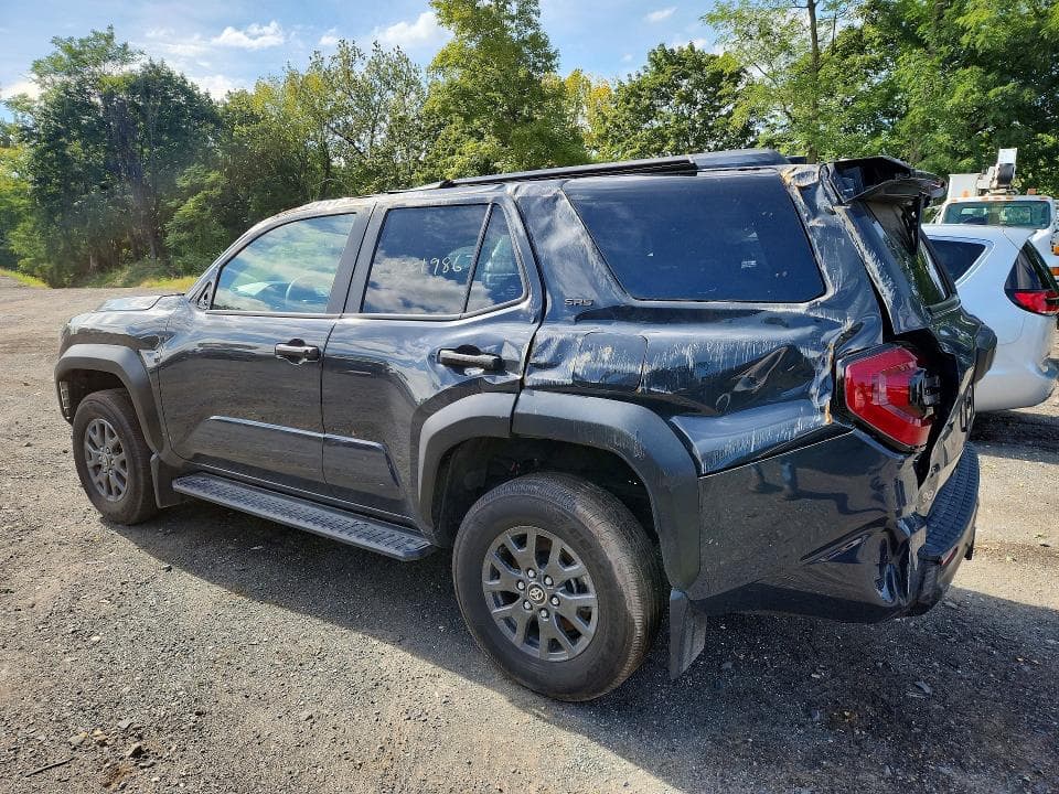 2026 TOYOTA 4RUNNER SR5 2