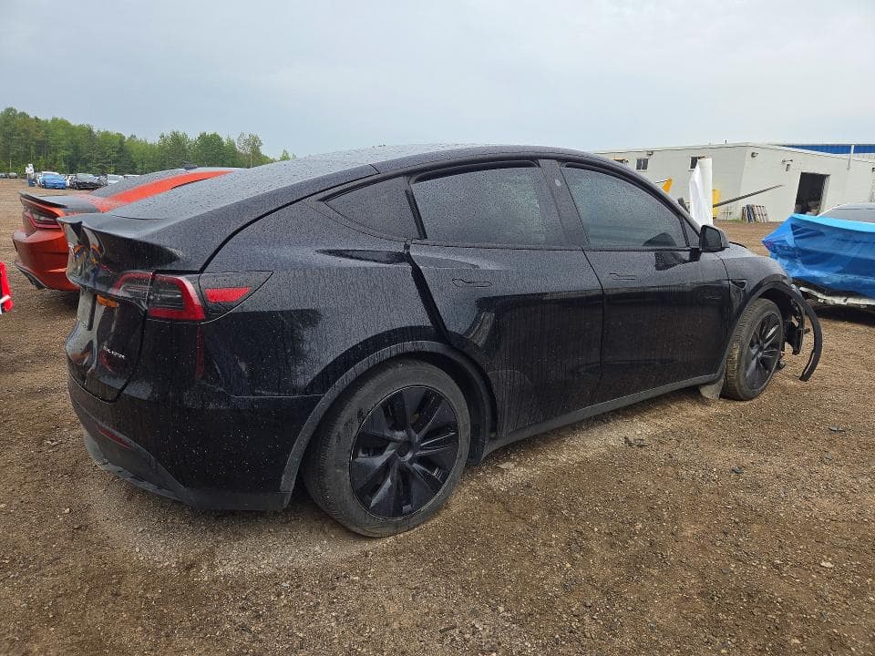 2025 TESLA MODEL Y 3