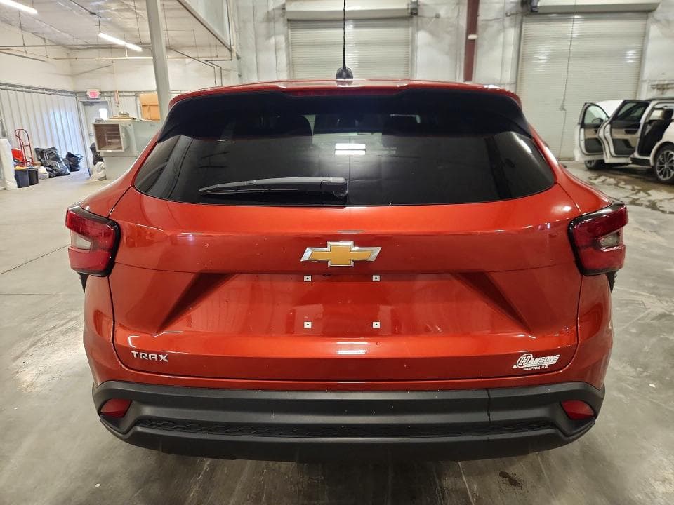 2024 CHEVROLET TRAX LS 6