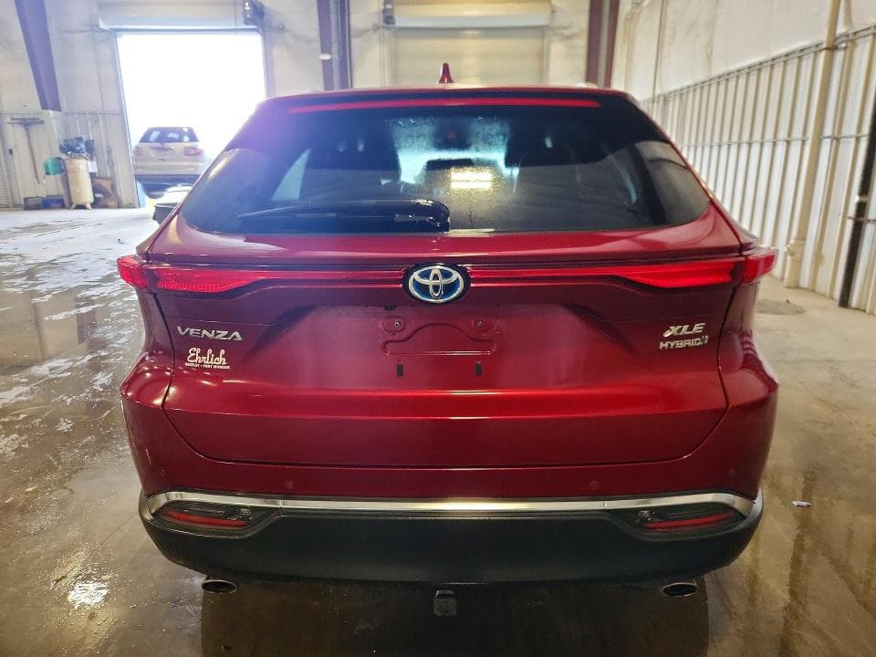 2021 TOYOTA VENZA XLE 6