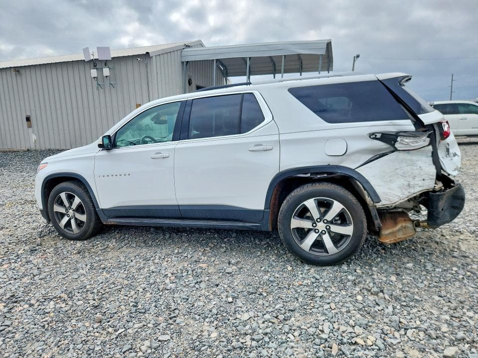 2018 CHEVROLET TRAVERSE LT 2