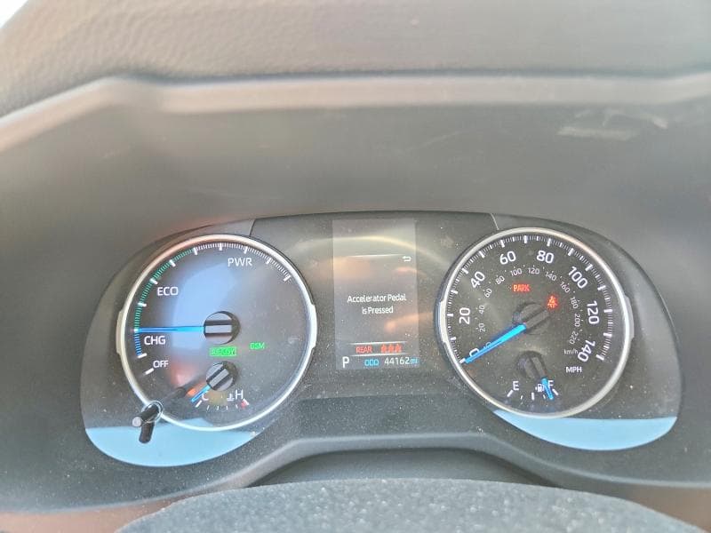 2022 TOYOTA RAV4 XLE PREMIUM 9