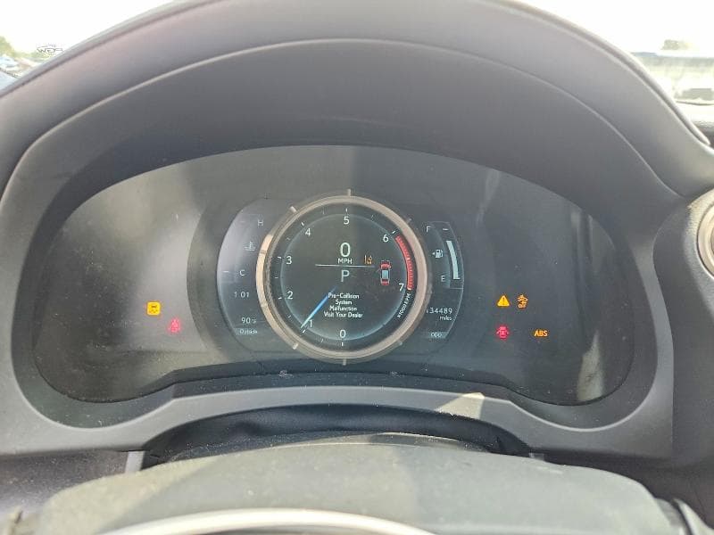 2018 LEXUS IS 300 9