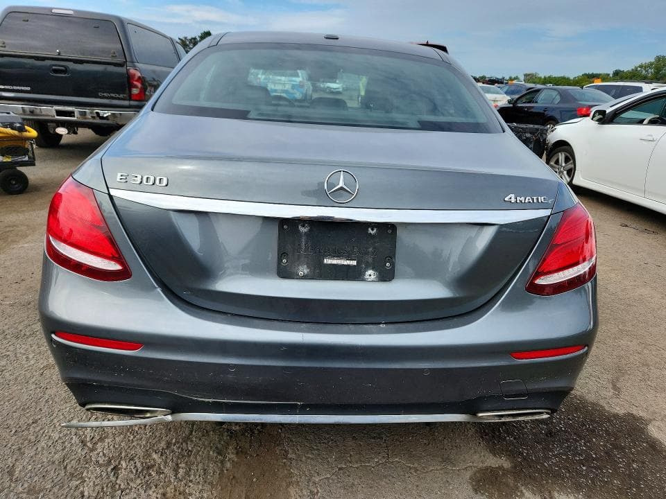 2017 MERCEDES-BENZ E 300 4MATIC 6