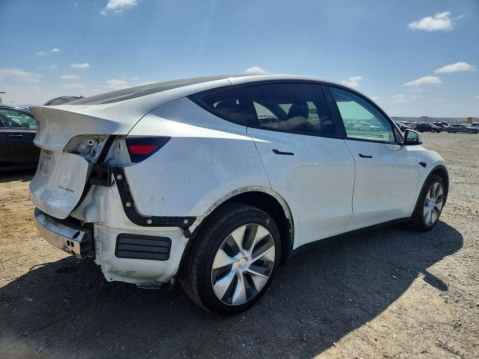 2023 TESLA MODEL Y 3
