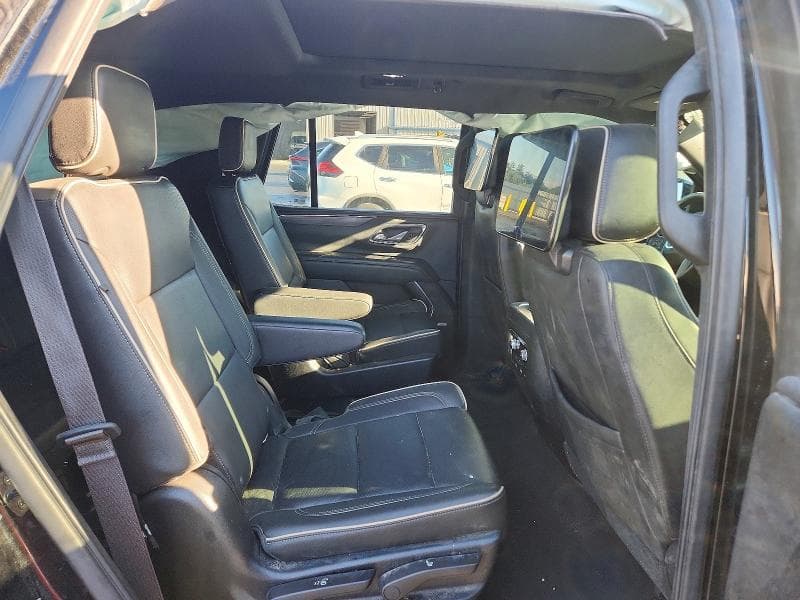 2021 GMC YUKON SLT 11