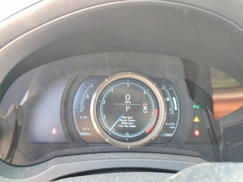 2019 LEXUS IS 300 9