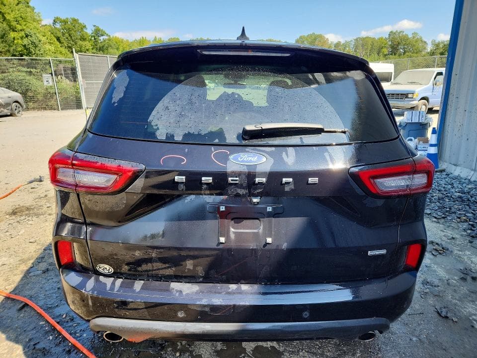 2024 FORD ESCAPE ST LINE 6