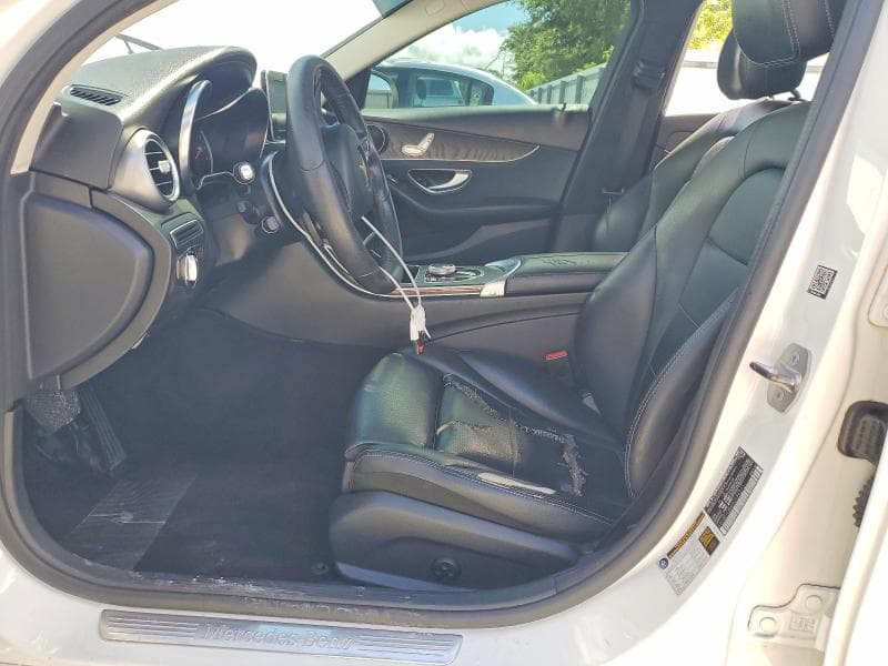 2017 MERCEDES-BENZ C 300 7