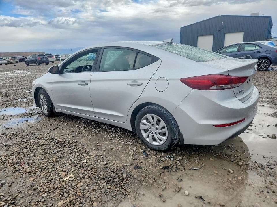 2017 HYUNDAI ELANTRA SE 2
