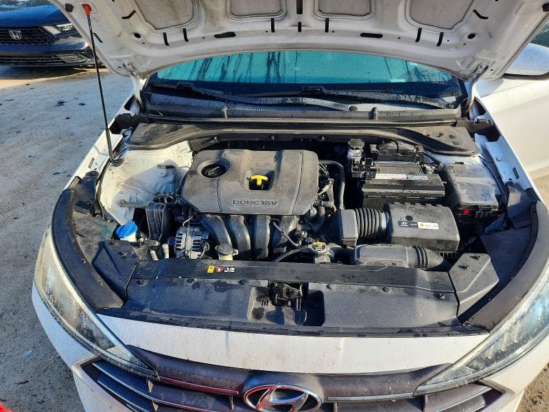 2019 HYUNDAI ELANTRA SE 11