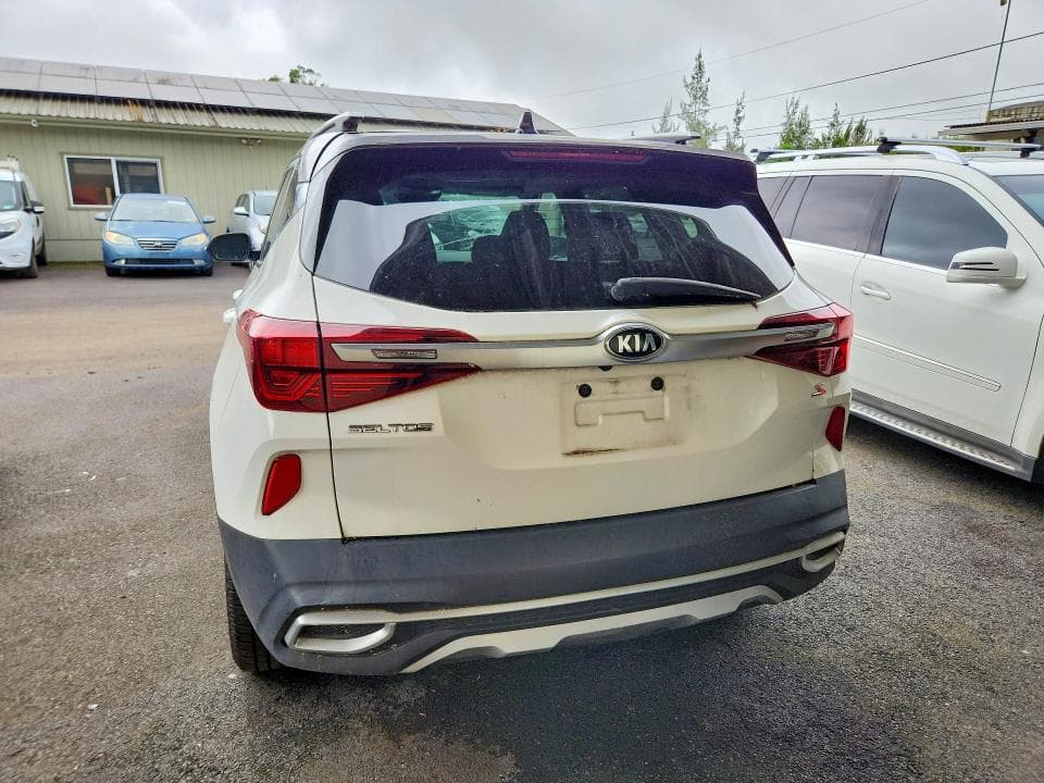 2021 KIA SELTOS S 6
